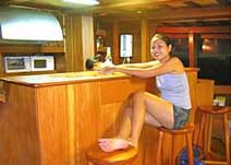 Junk boat bar crew